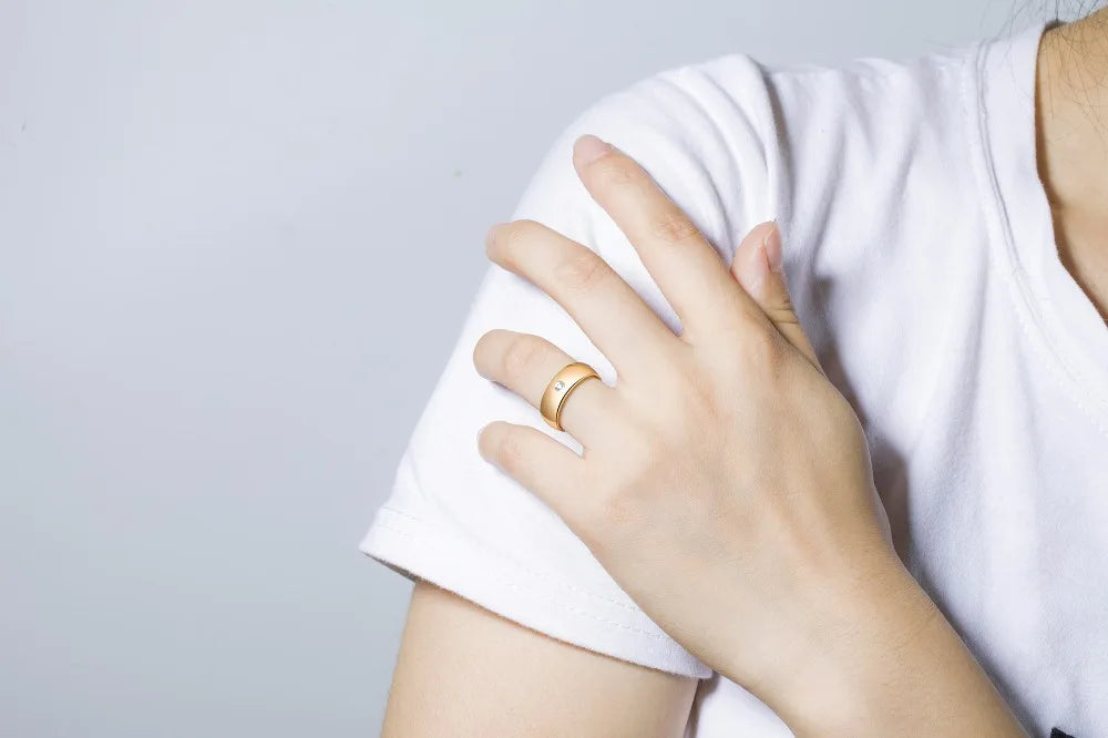 Fashion Wedding Rings for Women & Men AAA Zircon Simple 316L Stainless Steel Gold-Color Engagement Jewelry