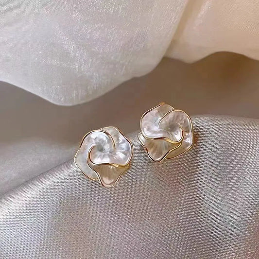 925 Silver Needle Korean Fashion Camellia Flower Earrings For Women Jewelry 2024 Trending Luxury Women's Stud Earrings JN9